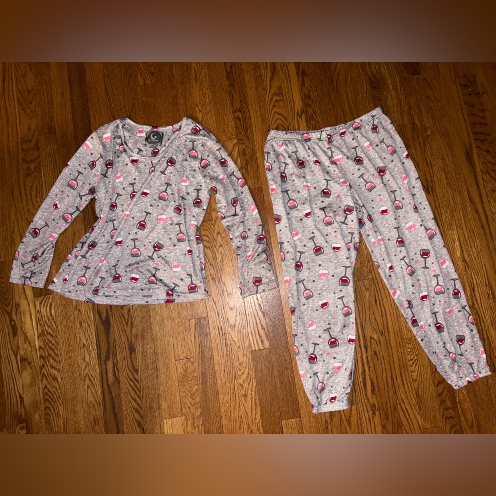 Woman’s wine glass pyjama set